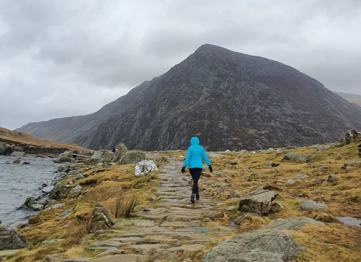 6 TIPS FOR HIKING IN THE RAIN